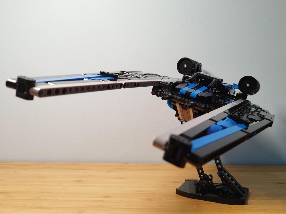 Lego U Wing (42123 and 42162 Alternate Build)