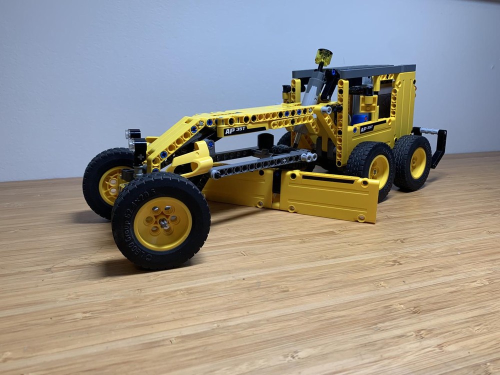 Lego Road grader