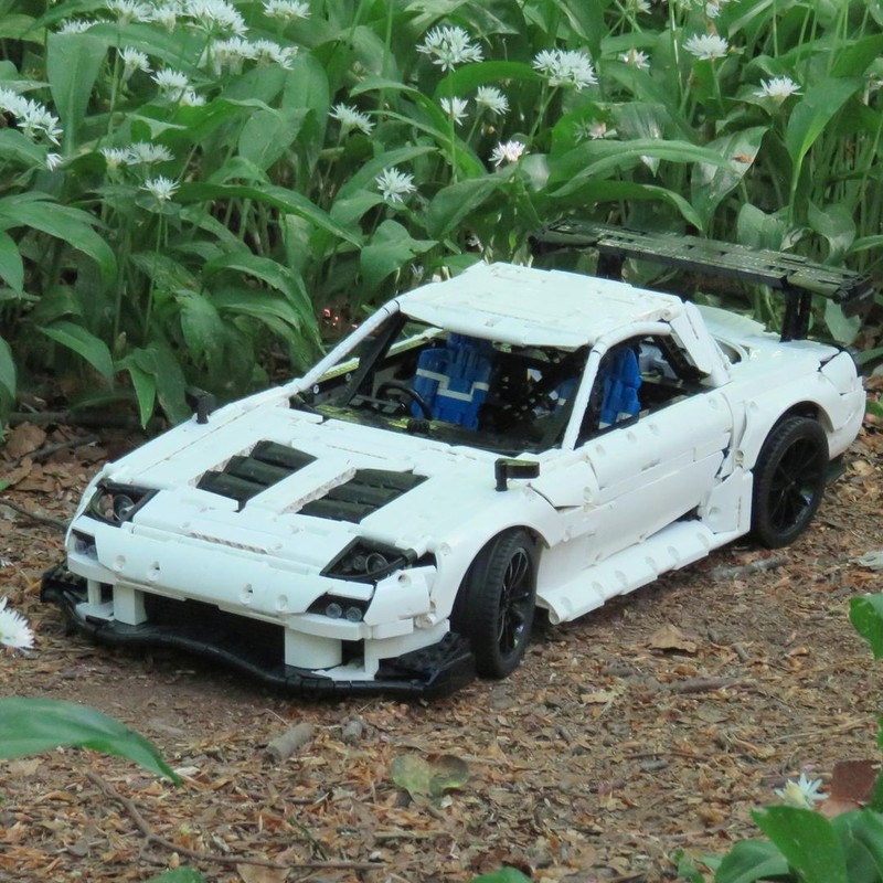 Lego MOC-Mazda RX-7 tuned