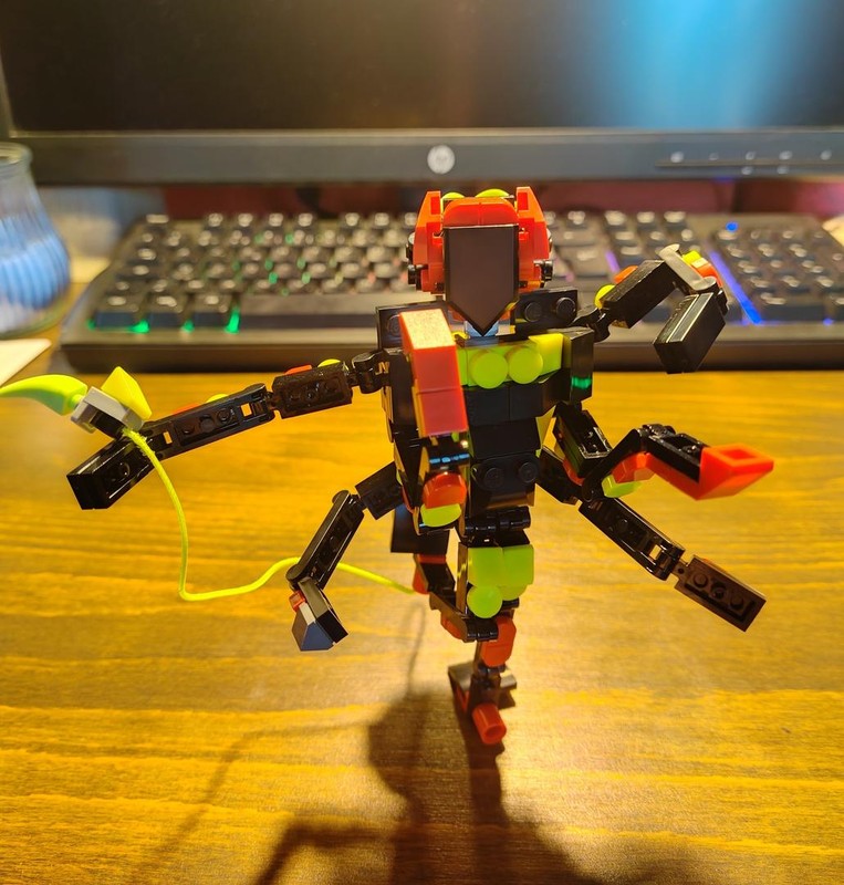 Lego Araignita, The web maker