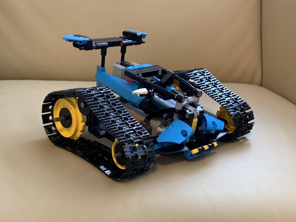 Lego 42095 C Model: racer with rear drive