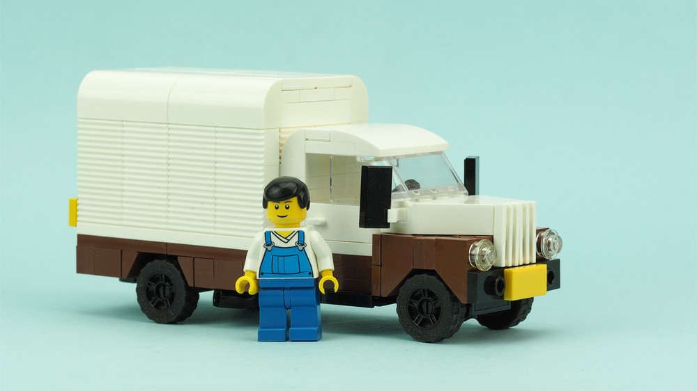 Lego Old box truck