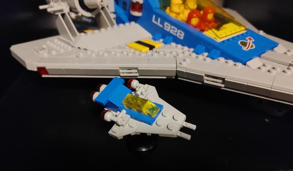 Lego Micro Galaxy Explorer