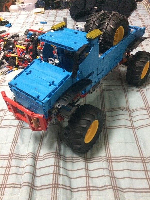 Lego 42070 C model-Futuristic dakar truck