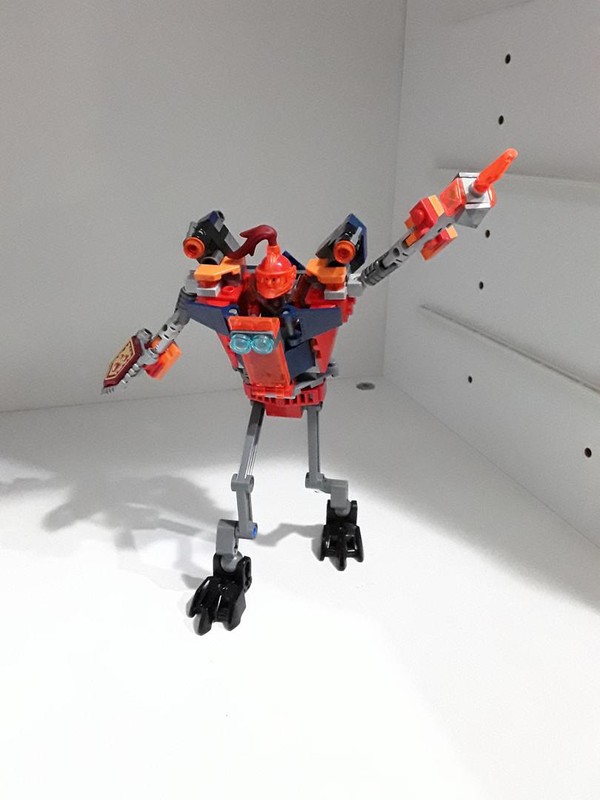 Lego 70361 - Macy's Mech