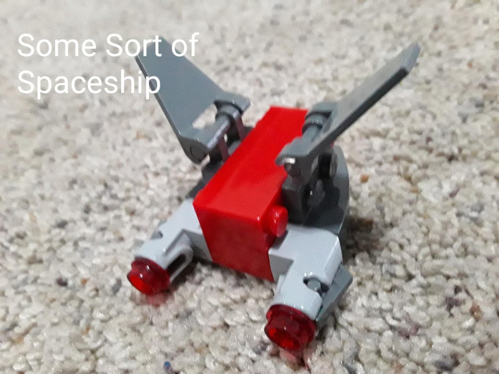 Lego Some Sort of Spaceship