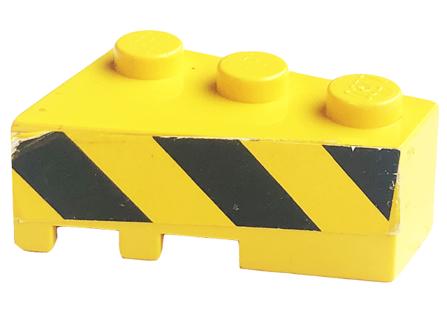 Lego Wedge 3 x 2 Right with Black and Yellow Danger Stripes Pattern (Sticker) - Sets 8431 / 8438 / 8460 / Yellow