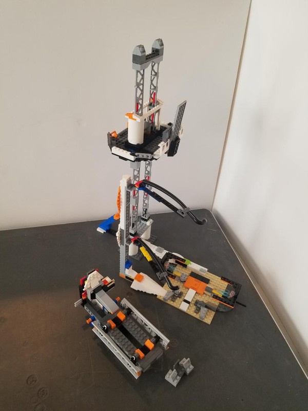 Lego Enhanced Combined Crawler and Launchpad