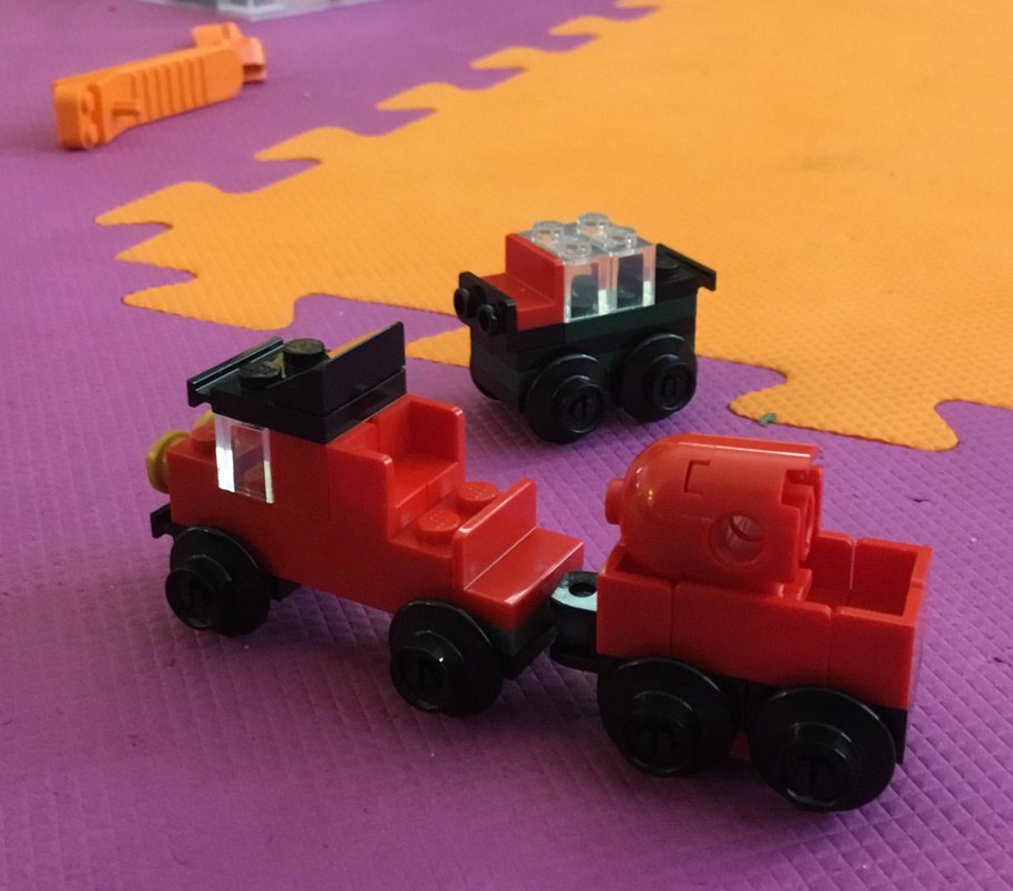 Lego Mini Semi truck and mini van