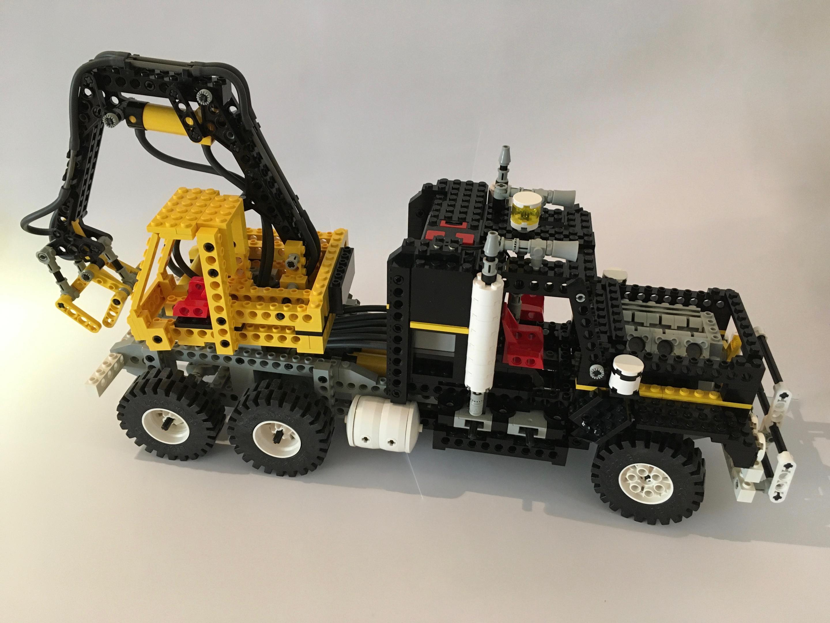 Lego Airtech Claw Rig