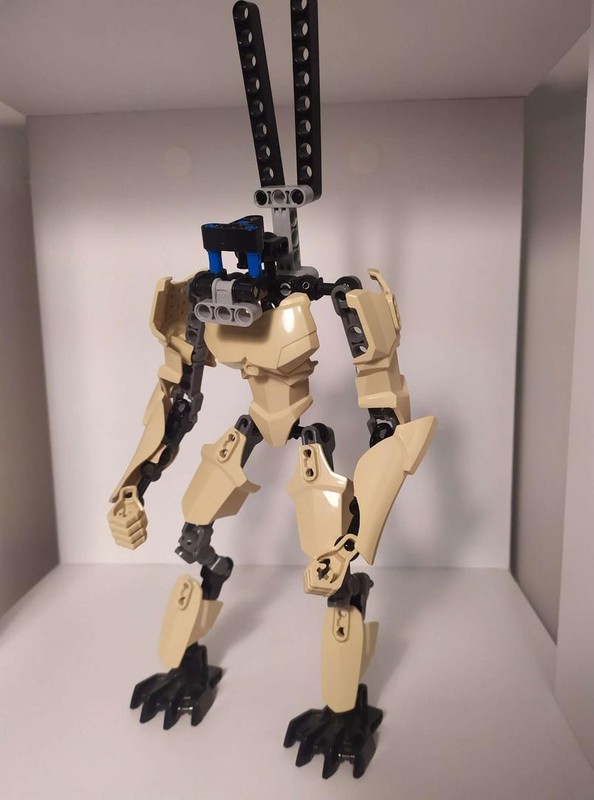 Lego Bionicle Robot from 75112