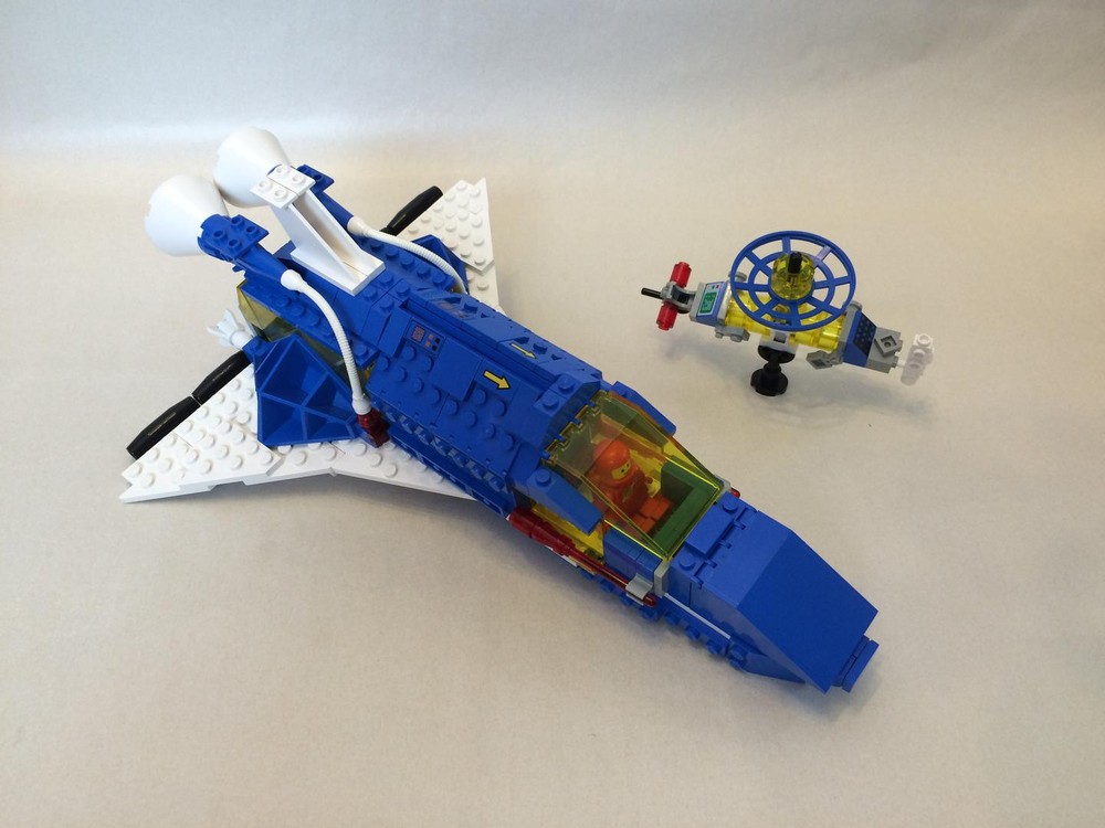 Lego Cosmic Fleet Space Shuttle with Satellite