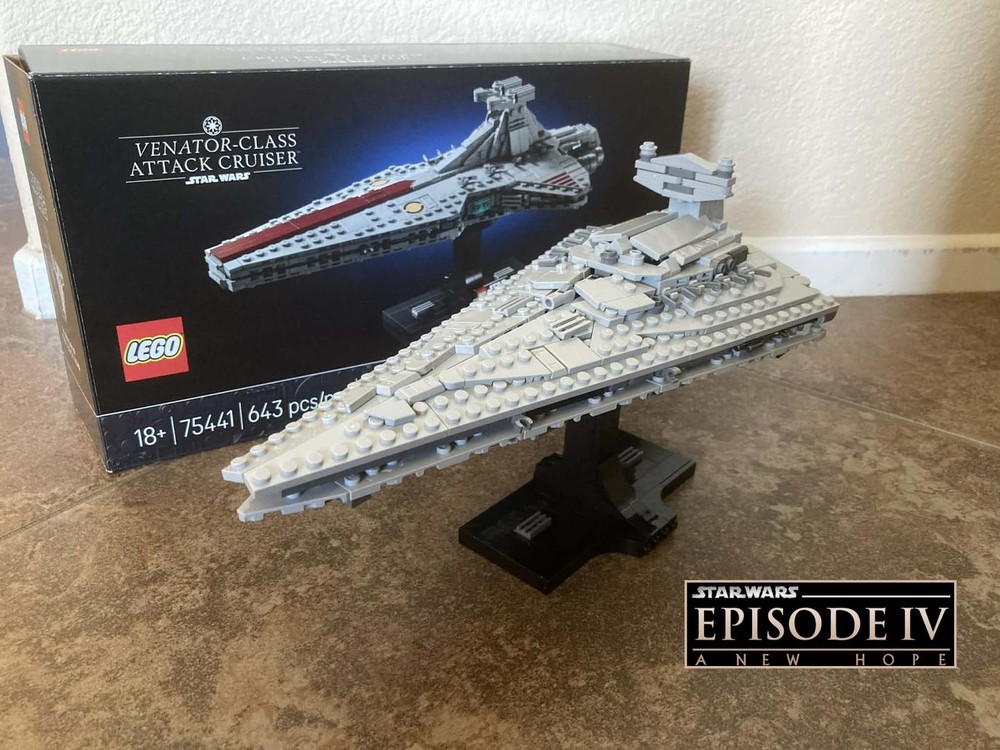 Lego Imperial StarDestroyer 75441 Alt