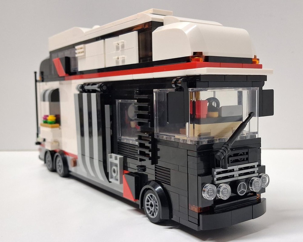 Lego Custom Luxury Coach Class A Motorhome
