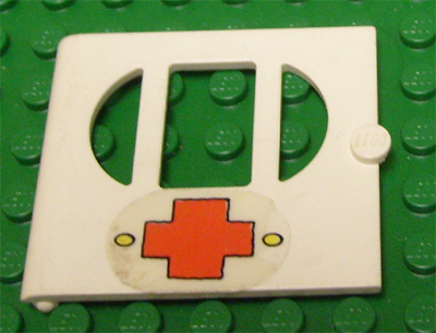 Lego Fabuland Door with Oval Pane in 3 Sections with Red Cross Pattern (Sticker) - Set 347-3