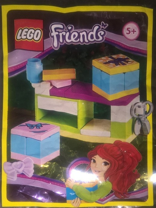 Lego Gift Wrapping Table
