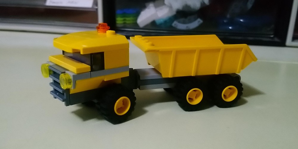 Lego Mini Moxi
