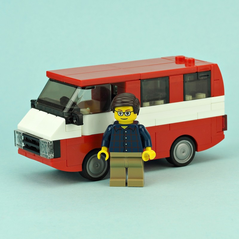 Lego RAF-2203 Van