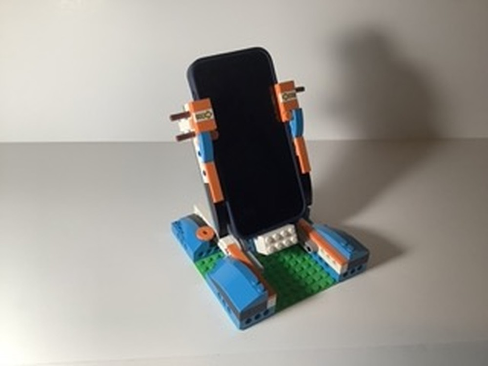 Lego Basic BOOST Adjustable Phone Stand