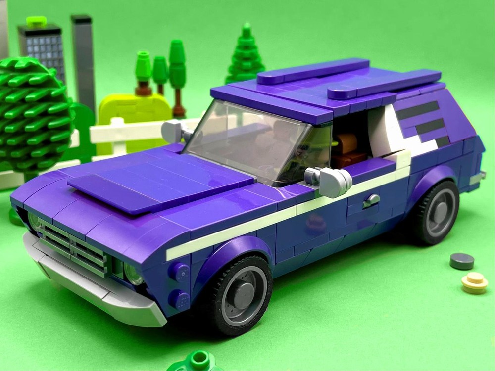 Lego Underdog Gremlin - Dark Purple