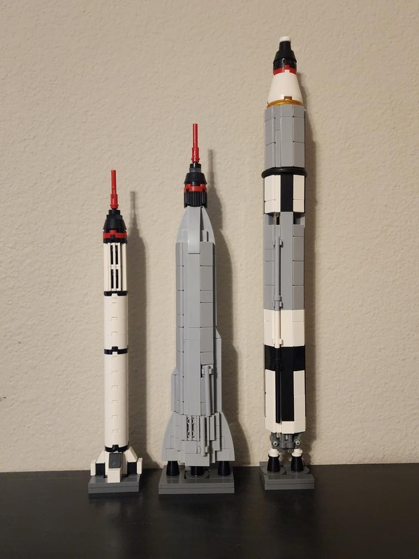 Lego Rocket Stands