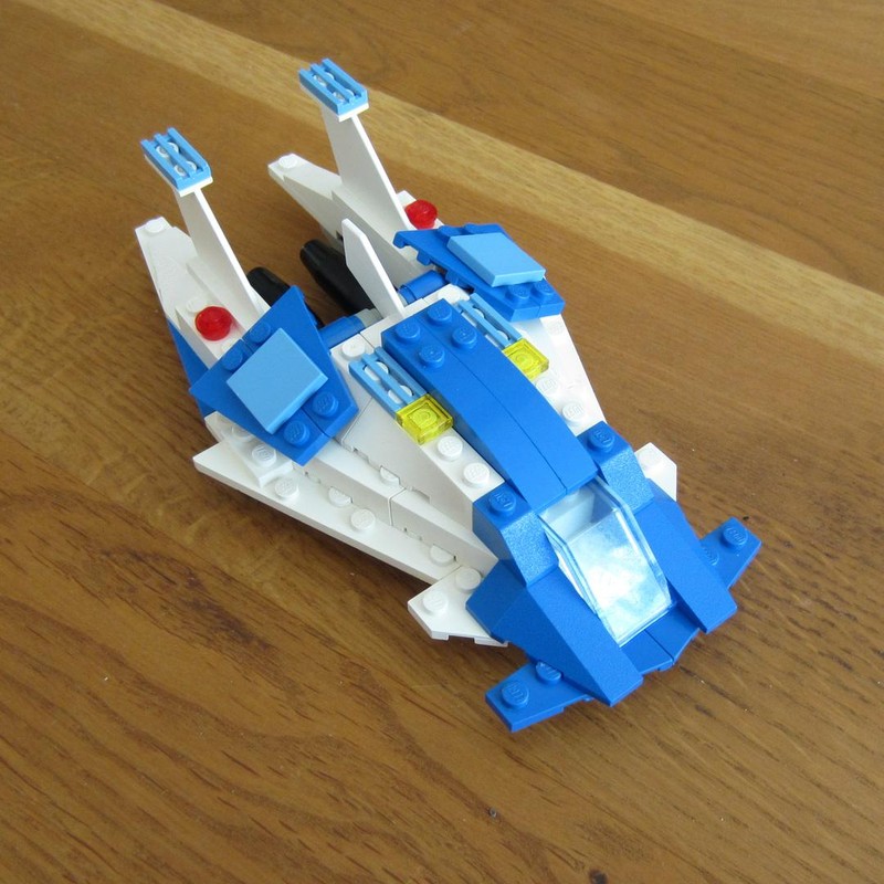 Lego 4098 Squid cruiser