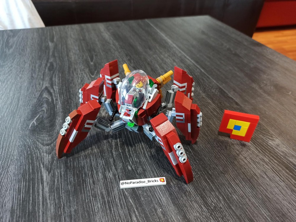 Lego Six-legged sci-fi tank