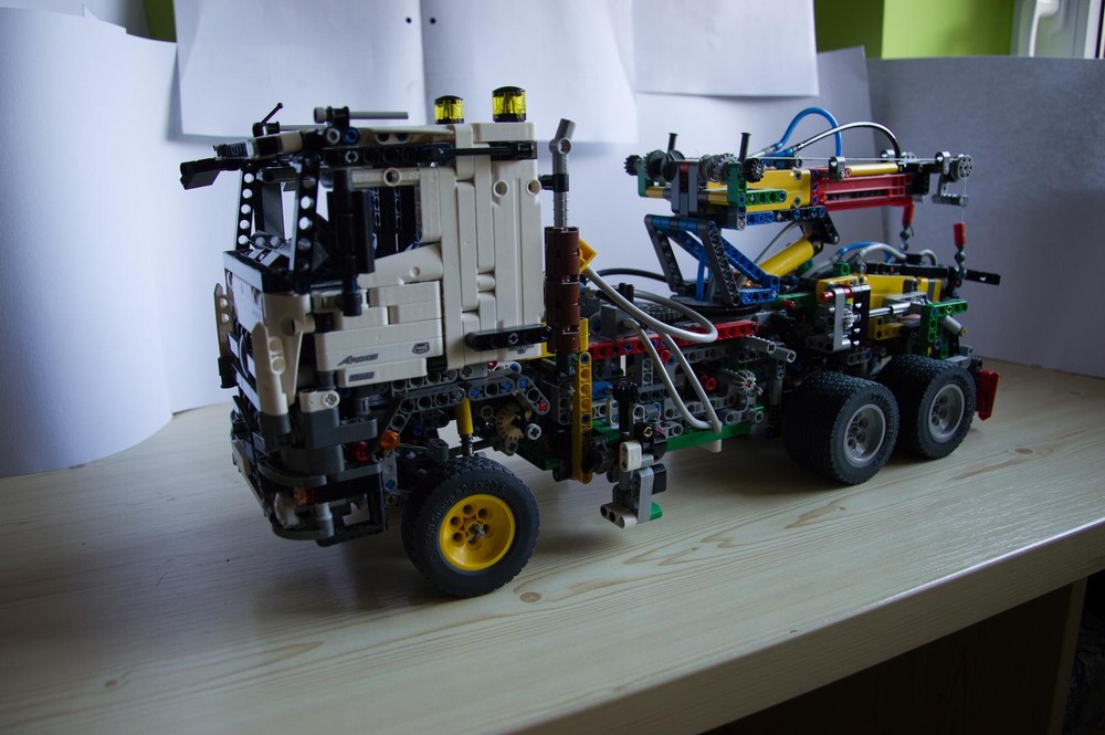 Lego Odtahový vůz