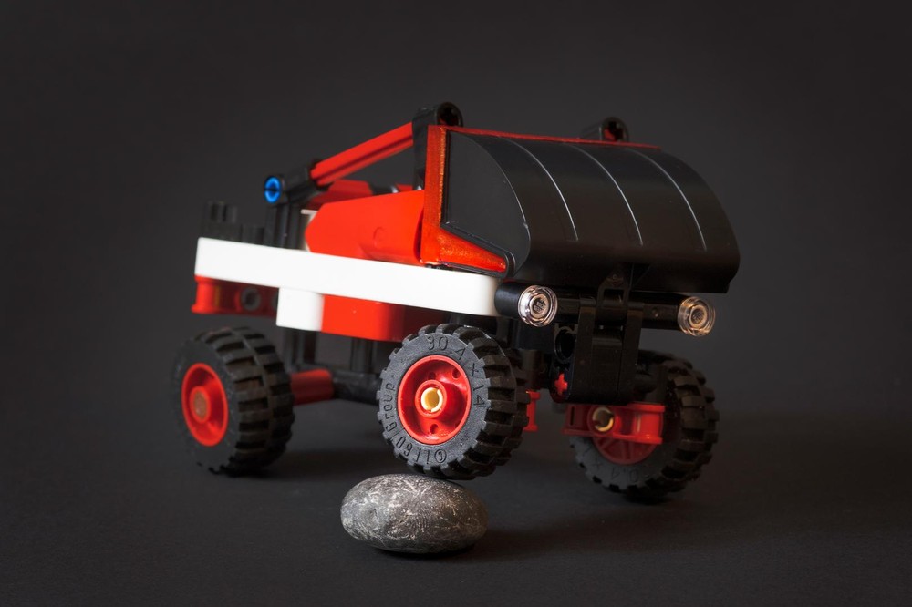 Lego 42116 Futuristic Trial Truck