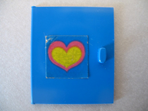 Lego Homemaker Cupboard Door 4 x 4 with Pink and Yellow Heart Pattern (Sticker) - Set 272