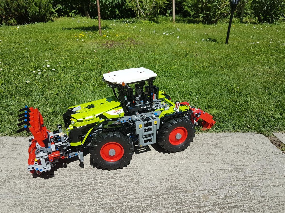 Lego 42054 Attachments: Prinoth M700 Forestry Mulcher and One Bottom Plow
