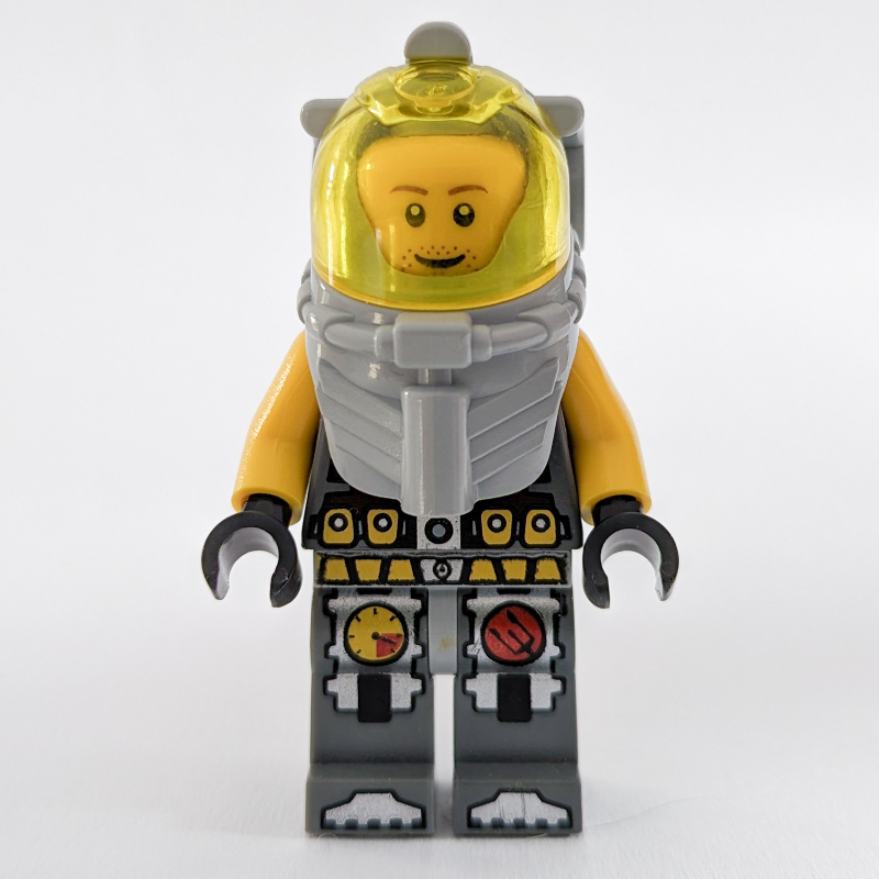 Lego Lance Spears, Trans-Yellow Visor