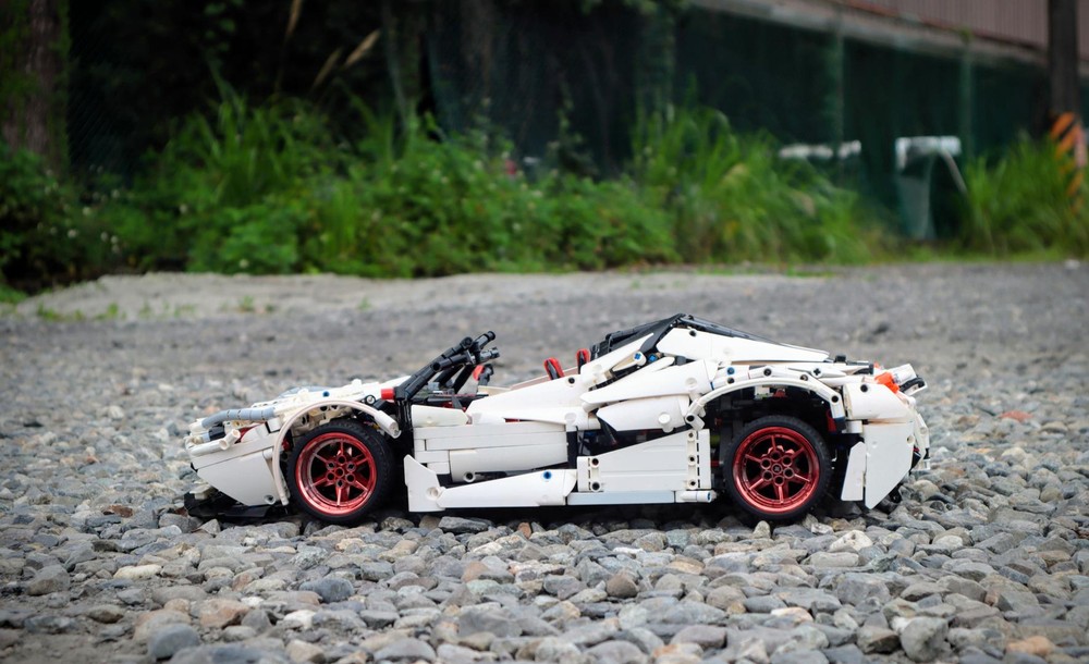 Lego 1/8 RC LaFerari