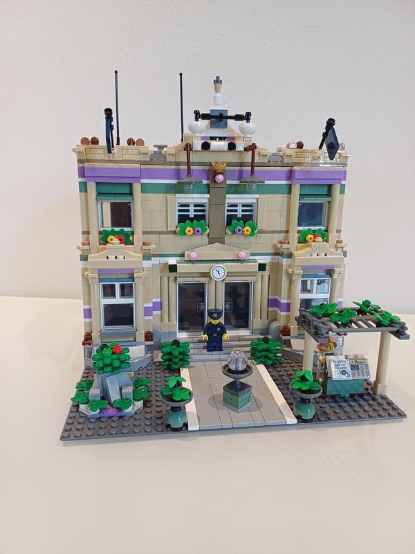 Lego 10278 Alternate Police Station