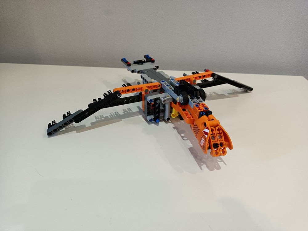 Lego Flying Toucan 42060