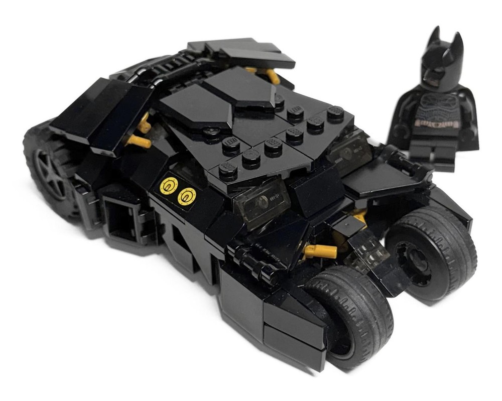 Lego The Dark Knight Trilogy Tumbler Batmobile Minifig Scale