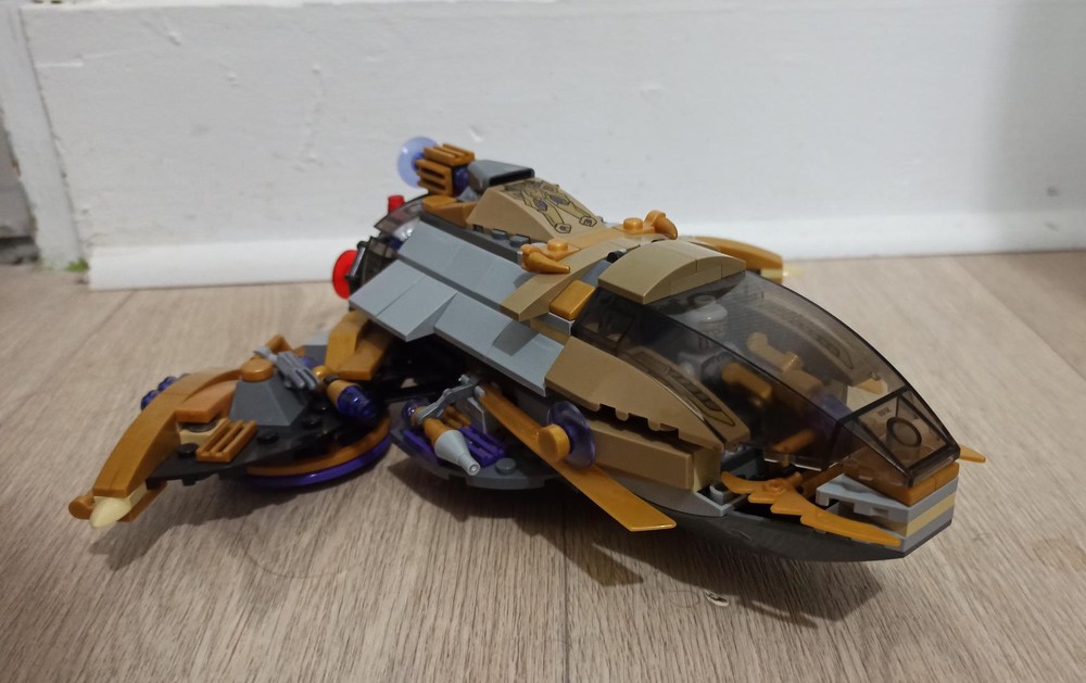 Lego Chitauri's Jet (medium version)