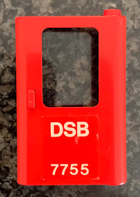 Lego Door 1 x 4 x 5 Train Right, Thin Support at Bottom with White 'DSB 7755' Pattern (Sticker) - Set 7755