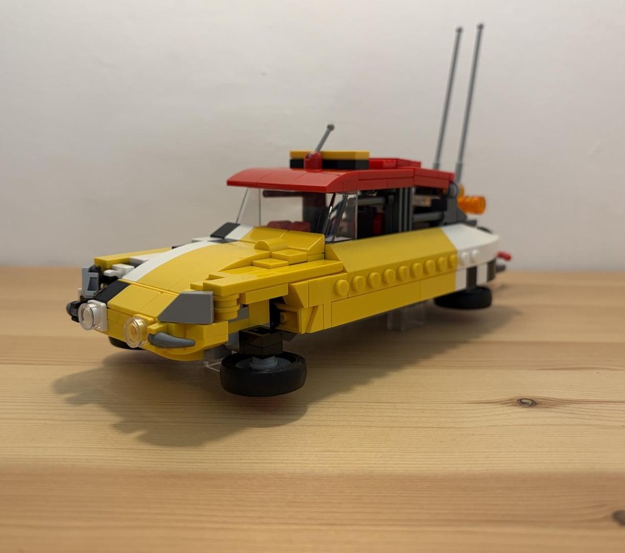 Lego BTTF Taxi 8-wide