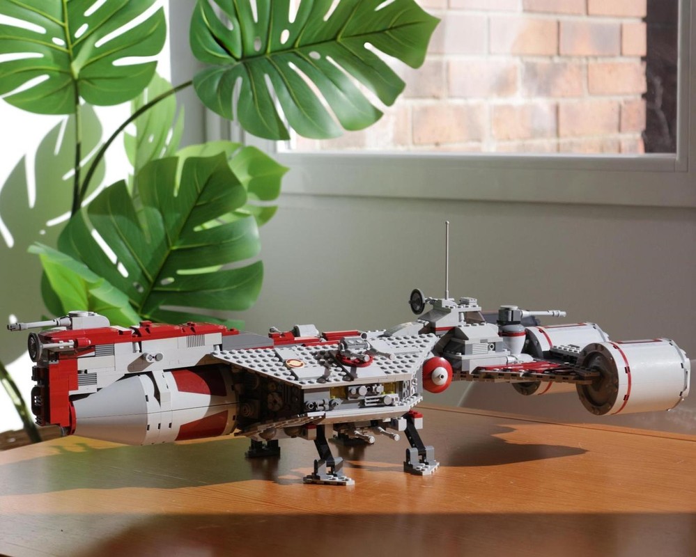 Lego 7964 Republic Frigate modification