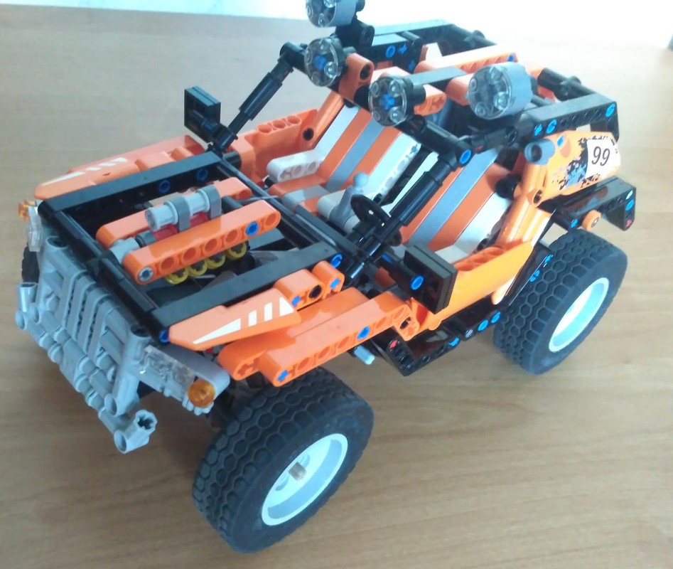 Lego Speedy Tiger (BuWizz)