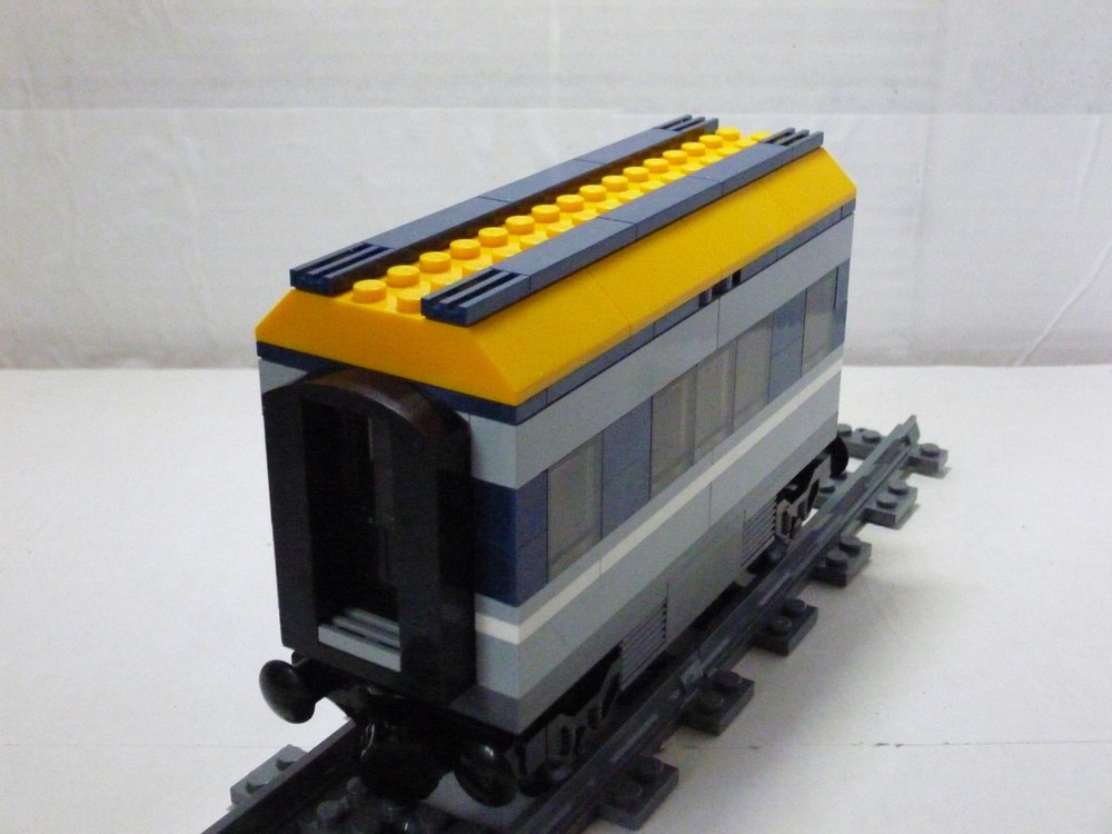 Lego Short Passenger Car for 60197
