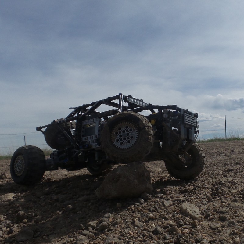Lego Skeleton Trophy Truck