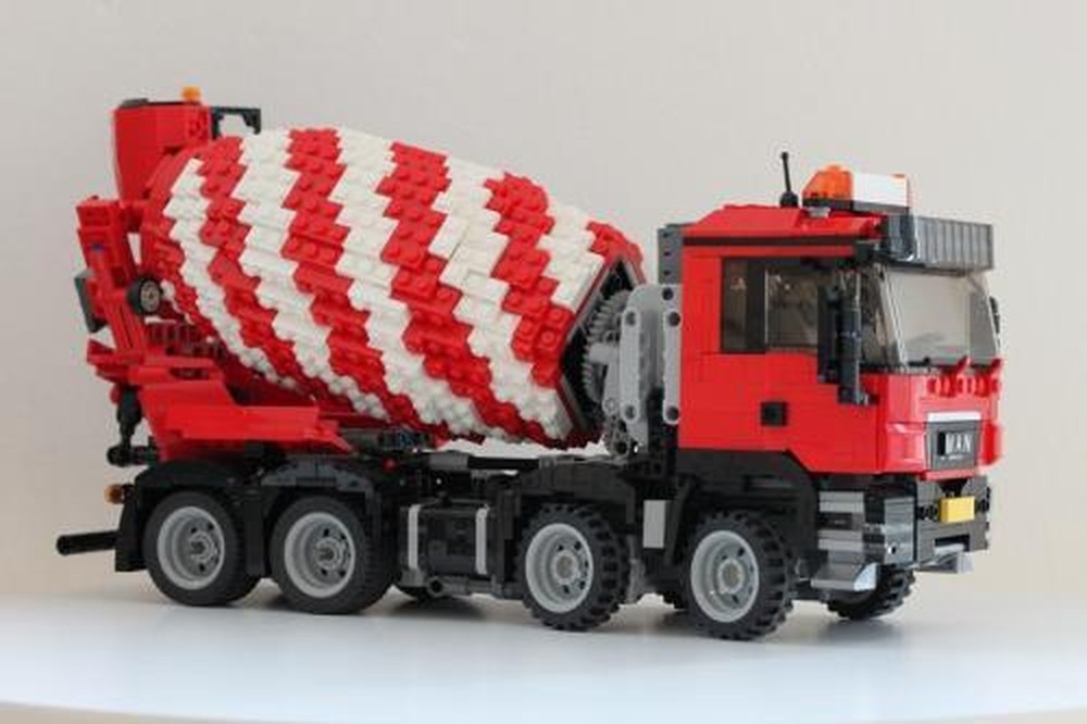 Lego MAN TGS 8x4 Cement Truck