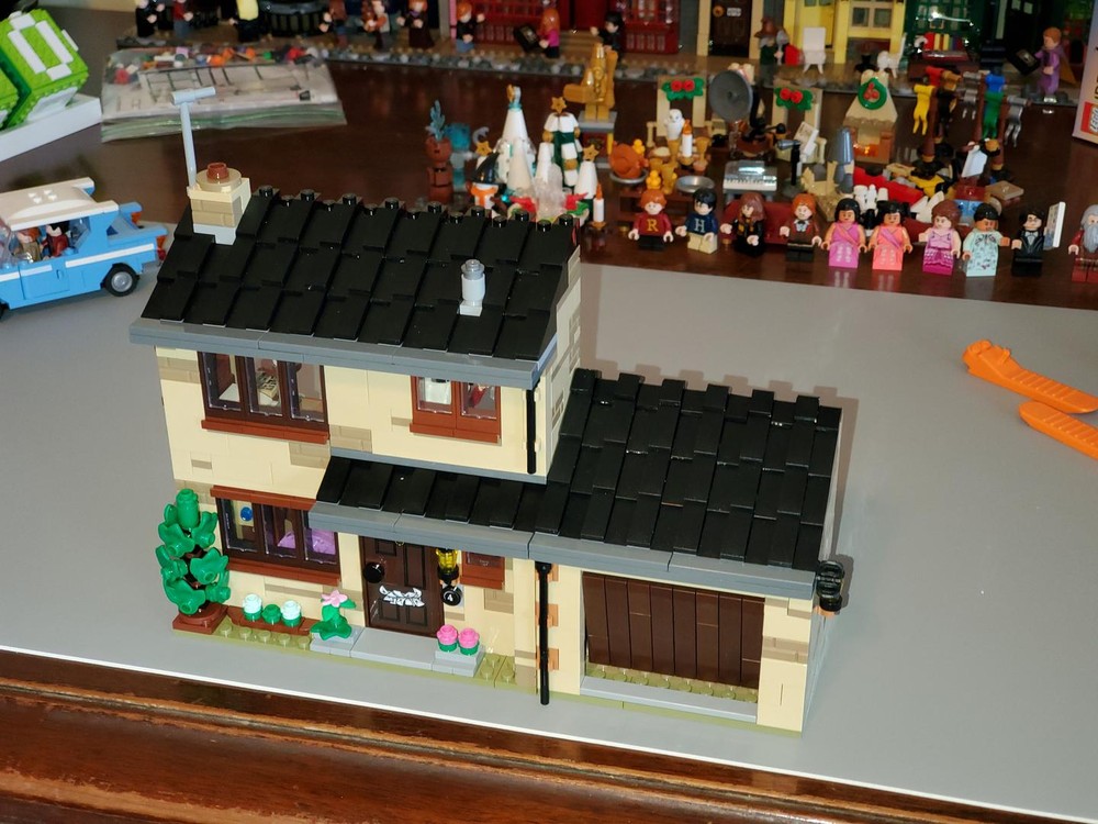 Lego #4 Privet Drive 8 wide garage add on for set 75968