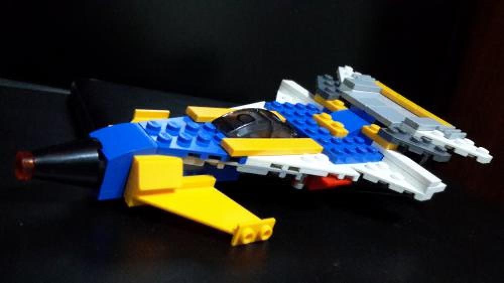 Lego 31042 - Stratospheric Fighter