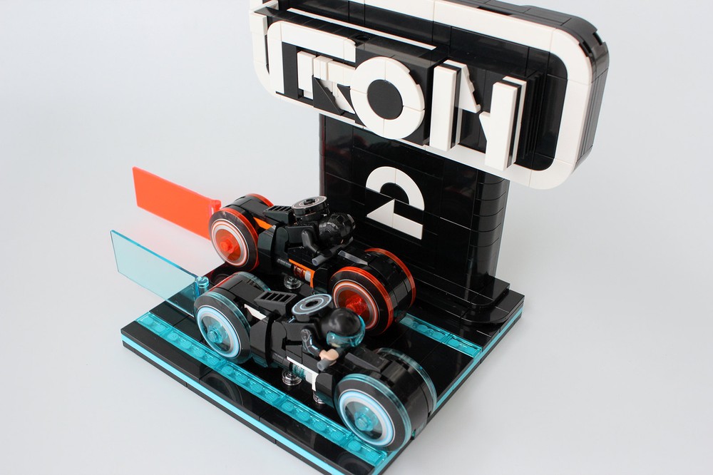 Lego Tron Legacy Light Cycle with Grid Display