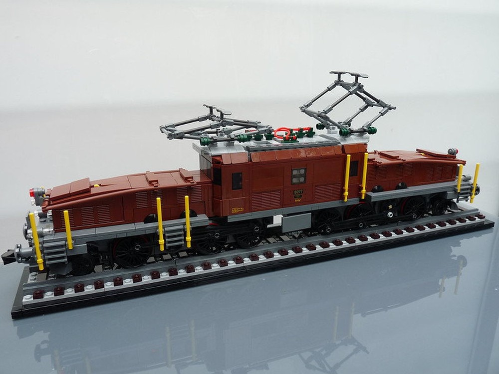 Lego Crocodile SBB Ce 6/8 10277 Mod