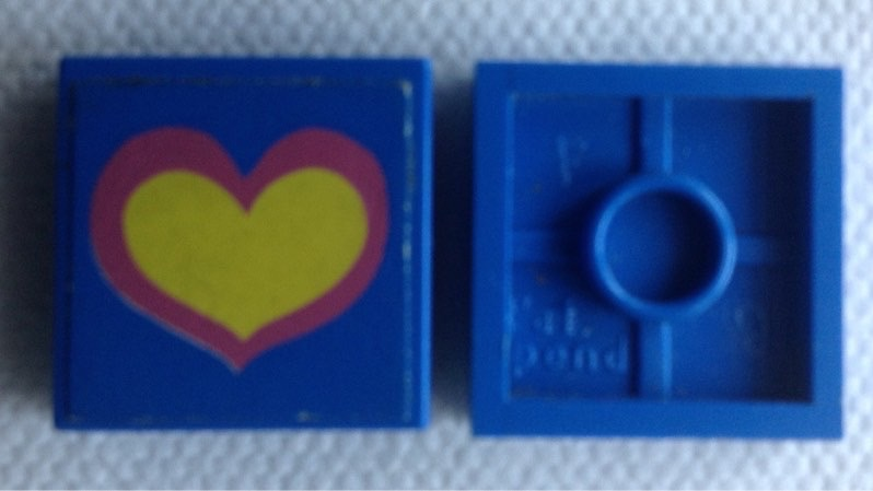 Lego Tile 2 x 2 without Groove with Pink and Yellow Heart on Blue Background Pattern (Sticker) - Set 275-1 / Blue