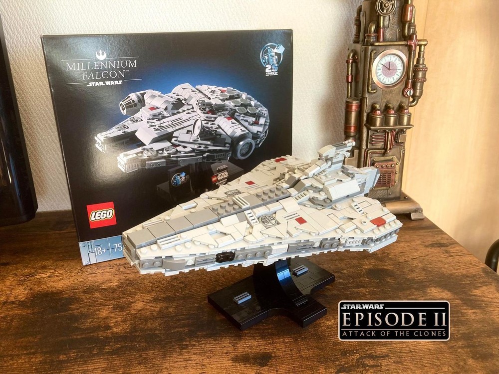Lego Acclamator Class Assault Ship Midi Scale